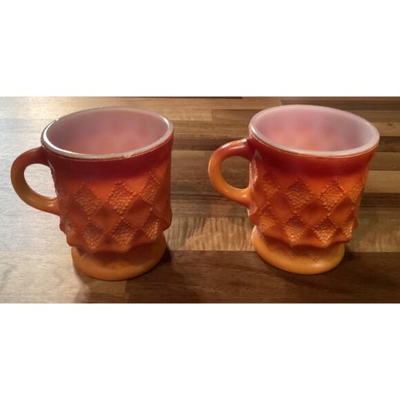 VTG Anchor Hocking Fire King KIMBERLY Textured Diamond Red Orange Ombre Mugs 3.5 - Picture 7 of 10